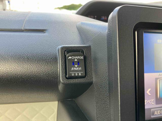 ナビ連動ＵＳＢソケット搭載