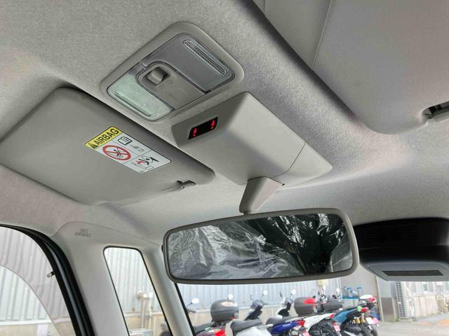 ルームミラー、室内灯