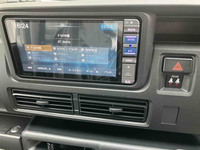 ナビがついてます！※バックモニタはついていません！