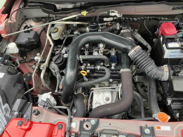 エンジンルーム内、清掃済み