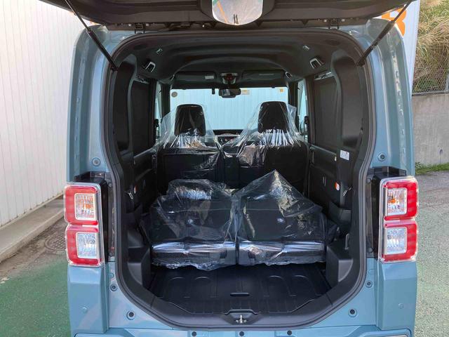 後ろのシート倒したシートアレンジ