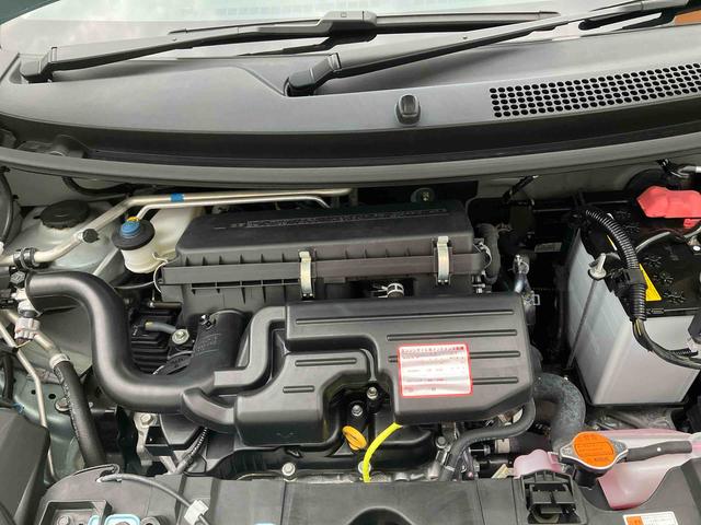 エンジンルーム内、清掃済み