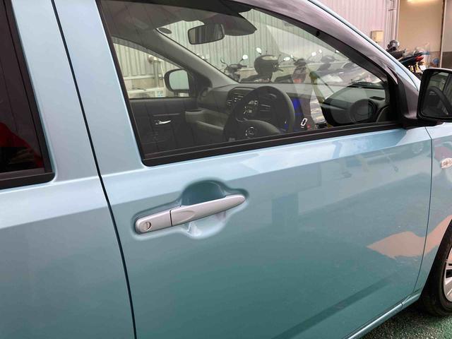 グリップタイプのドアハンドル