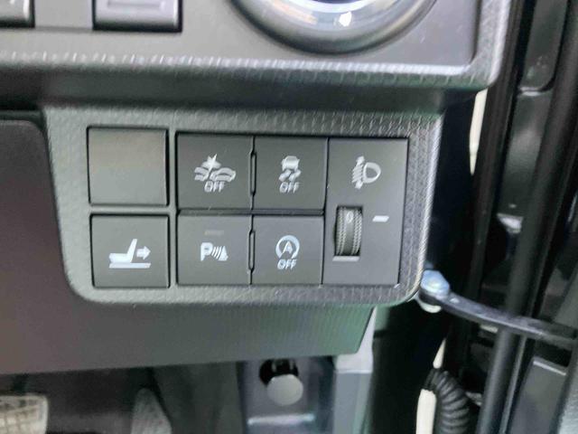 コーナーセンサー切替、安全装備各スイッチ