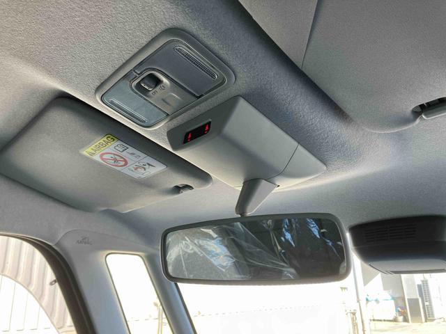 バックミラー、室内灯