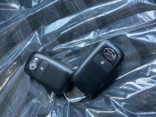 スマートキー、スペアキー有り