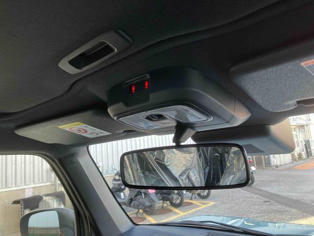 バックミラー、室内灯