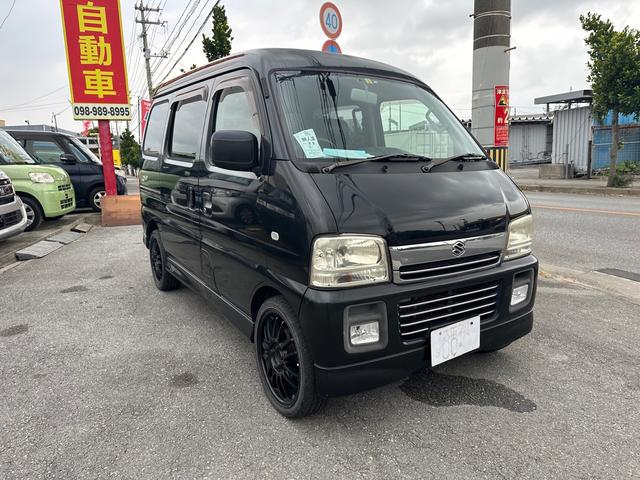 雨漏り車両は沖縄で使用した中古車に断トツで多いです。内地仕入の車両は雨漏りは考えられません。雨漏り修理する車両も販売しません。雨漏り車両は買うのを危険です。止めましょう。