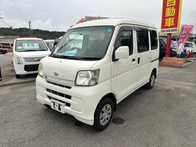 雨漏り車両は沖縄で使用した中古車に断　トツで多いです。内地仕入の車両は雨漏りは考えられません。雨漏り修理する車両も販売しません。雨漏り車両は買うのを危険です。止めましょう。