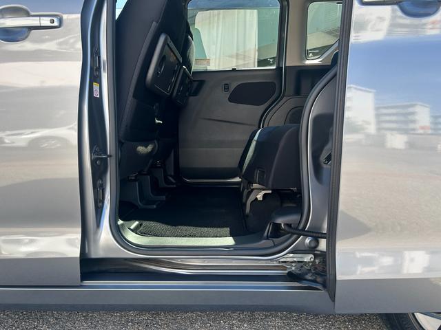 レンタアップ車徹底売り尽くしセール！ナビ・ＥＴＣ・バックカメラ付で装備充実。愛車の買取査定、委託販売なども行ってます〜♪中古車買うなら西崎総合運動公園向かいのネクサスレンタカーへ。