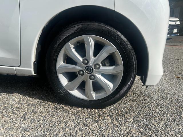 レンタアップ車徹底売り尽くしセール！ナビ・ＥＴＣ・バックカメラ付で装備充実。愛車の買取査定、委託販売なども行ってます〜♪中古車買うなら西崎総合運動公園向かいのネクサスレンタカーへ。