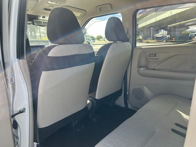 レンタアップ車徹底売り尽くしセール！ナビ・ＥＴＣ・バックカメラ付で装備充実。愛車の買取査定、委託販売なども行ってます〜♪中古車買うなら西崎総合運動公園向かいのネクサスレンタカーへ。