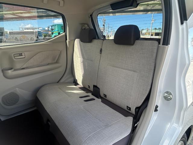 レンタアップ車徹底売り尽くしセール！ナビ・ＥＴＣ・バックカメラ付で装備充実。愛車の買取査定、委託販売なども行ってます〜♪中古車買うなら西崎総合運動公園向かいのネクサスレンタカーへ。