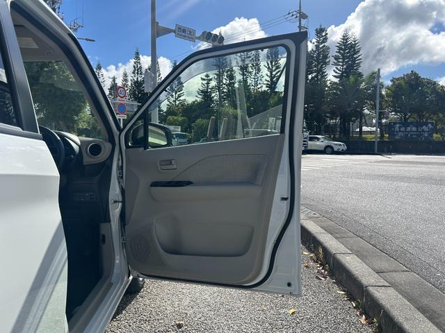 レンタアップ車徹底売り尽くしセール！ナビ・ＥＴＣ・バックカメラ付で装備充実。愛車の買取査定、委託販売なども行ってます〜♪中古車買うなら西崎総合運動公園向かいのネクサスレンタカーへ。