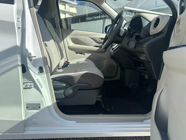 レンタアップ車徹底売り尽くしセール！ナビ・ＥＴＣ・バックカメラ付で装備充実。愛車の買取査定、委託販売なども行ってます〜♪中古車買うなら西崎総合運動公園向かいのネクサスレンタカーへ。