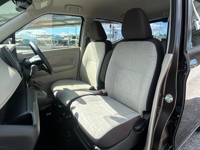 レンタアップ車徹底売り尽くしセール！ナビ・ＥＴＣ・バックカメラ付で装備充実。愛車の買取査定、委託販売なども行ってます〜♪中古車買うなら西崎総合運動公園向かいのネクサスレンタカーへ。