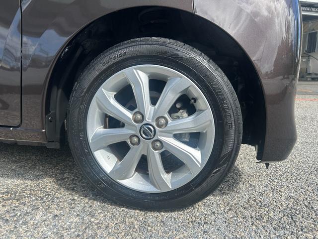 レンタアップ車徹底売り尽くしセール！ナビ・ＥＴＣ・バックカメラ付で装備充実。愛車の買取査定、委託販売なども行ってます〜♪中古車買うなら西崎総合運動公園向かいのネクサスレンタカーへ。