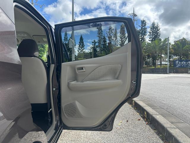 レンタアップ車徹底売り尽くしセール！ナビ・ＥＴＣ・バックカメラ付で装備充実。愛車の買取査定、委託販売なども行ってます〜♪中古車買うなら西崎総合運動公園向かいのネクサスレンタカーへ。