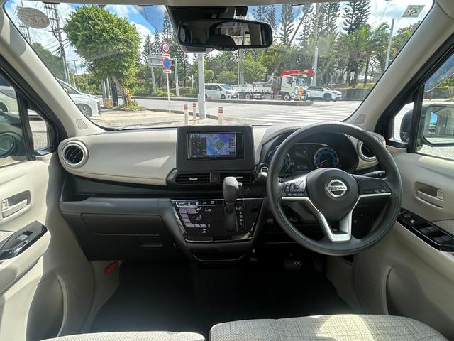 レンタアップ車徹底売り尽くしセール！ナビ・ＥＴＣ・バックカメラ付で装備充実。愛車の買取査定、委託販売なども行ってます〜♪中古車買うなら西崎総合運動公園向かいのネクサスレンタカーへ。