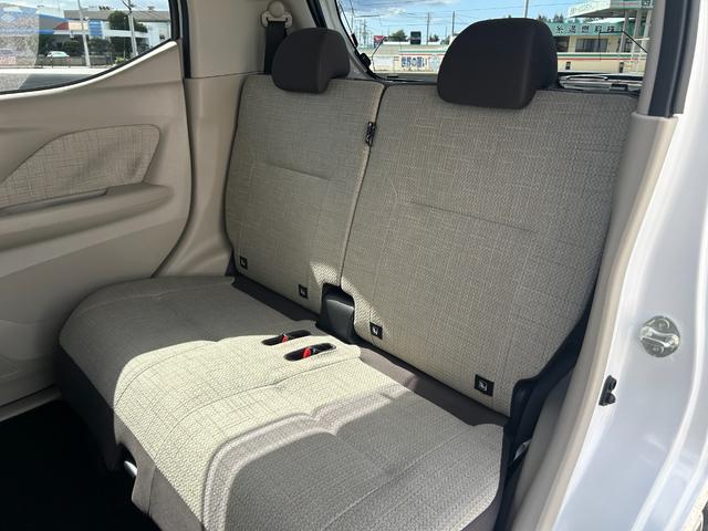 レンタアップ車徹底売り尽くしセール！ナビ・ＥＴＣ・バックカメラ付で装備充実。愛車の買取査定、委託販売なども行ってます〜♪中古車買うなら西崎総合運動公園向かいのネクサスレンタカーへ。