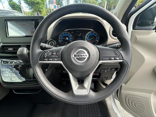 レンタアップ車徹底売り尽くしセール！ナビ・ＥＴＣ・バックカメラ付で装備充実。愛車の買取査定、委託販売なども行ってます〜♪中古車買うなら西崎総合運動公園向かいのネクサスレンタカーへ。