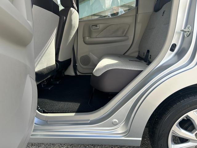 レンタアップ車徹底売り尽くしセール！ナビ・ＥＴＣ・バックカメラ付で装備充実。愛車の買取査定、委託販売なども行ってます〜♪中古車買うなら西崎総合運動公園向かいのネクサスレンタカーへ。