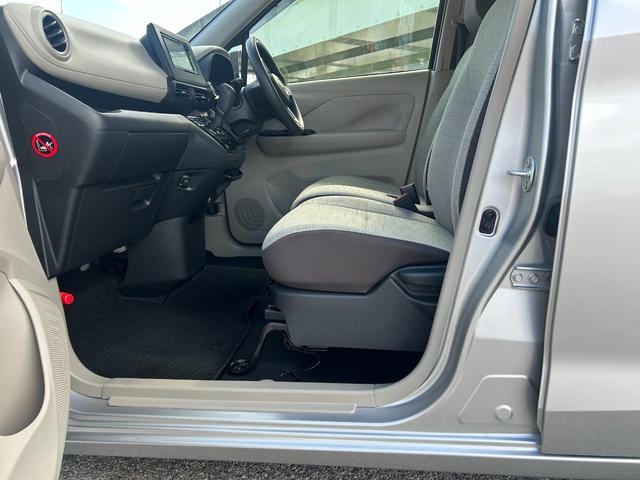 レンタアップ車徹底売り尽くしセール！ナビ・ＥＴＣ・バックカメラ付で装備充実。愛車の買取査定、委託販売なども行ってます〜♪中古車買うなら西崎総合運動公園向かいのネクサスレンタカーへ。