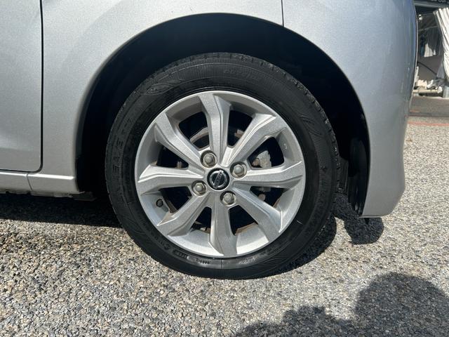 レンタアップ車徹底売り尽くしセール！ナビ・ＥＴＣ・バックカメラ付で装備充実。愛車の買取査定、委託販売なども行ってます〜♪中古車買うなら西崎総合運動公園向かいのネクサスレンタカーへ。