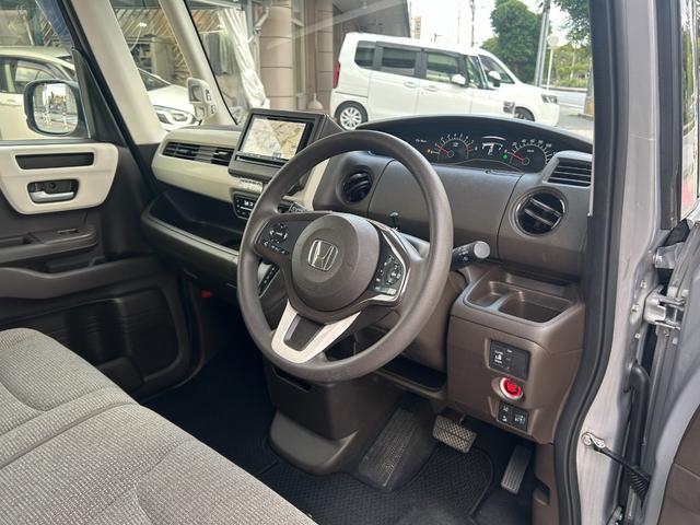 レンタアップ車徹底売り尽くしセール！ナビ・ＥＴＣ・バックカメラ付で装備充実。愛車の買取査定、委託販売なども行ってます〜♪中古車買うなら西崎総合運動公園向かいのネクサスレンタカーへ。