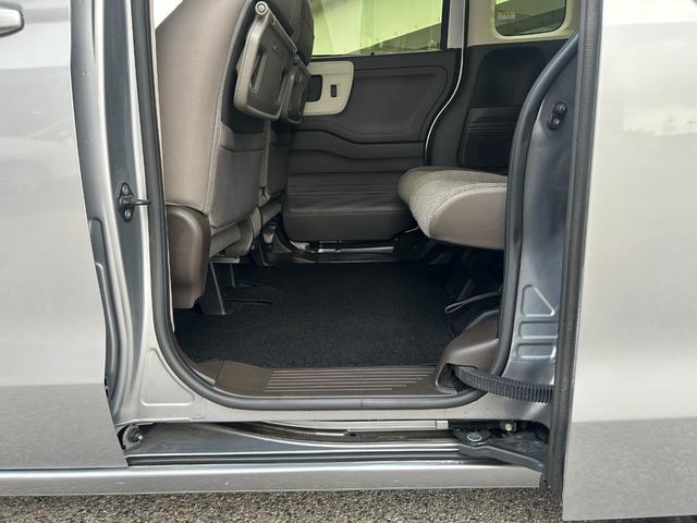 レンタアップ車徹底売り尽くしセール！ナビ・ＥＴＣ・バックカメラ付で装備充実。愛車の買取査定、委託販売なども行ってます〜♪中古車買うなら西崎総合運動公園向かいのネクサスレンタカーへ。