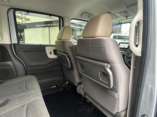 レンタアップ車徹底売り尽くしセール！ナビ・ＥＴＣ・バックカメラ付で装備充実。愛車の買取査定、委託販売なども行ってます〜♪中古車買うなら西崎総合運動公園向かいのネクサスレンタカーへ。