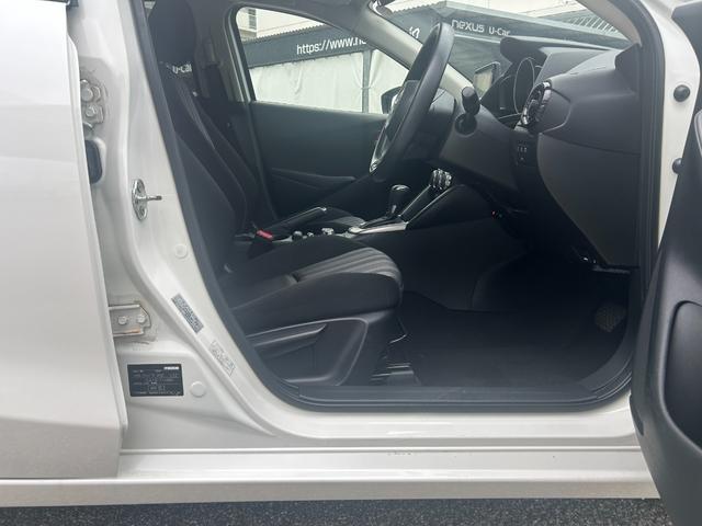 レンタアップ車徹底売り尽くしセール！ナビ・ＥＴＣ・バックカメラ付で装備充実。愛車の買取査定、委託販売なども行ってます〜♪中古車買うなら西崎総合運動公園向かいのネクサスレンタカーへ。