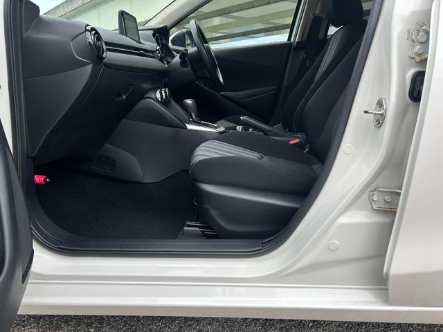 レンタアップ車徹底売り尽くしセール！ナビ・ＥＴＣ・バックカメラ付で装備充実。愛車の買取査定、委託販売なども行ってます〜♪中古車買うなら西崎総合運動公園向かいのネクサスレンタカーへ。