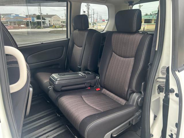 セレナ ハイウェイスター Vセレ+セーフティ SHV Aセフ ナビTV、Bluetooth、CD、DVD、バックカメラ、ETC、ドライブレコーダー、両側電動スライドドア、レーンアシスト、衝突被害軽減システム、オートライト、スマートキー、電動格納ミラー(29枚目)