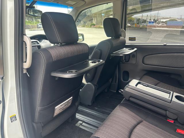 セレナ ハイウェイスター Vセレ+セーフティ SHV Aセフ ナビTV、Bluetooth、CD、DVD、バックカメラ、ETC、ドライブレコーダー、両側電動スライドドア、レーンアシスト、衝突被害軽減システム、オートライト、スマートキー、電動格納ミラー(34枚目)