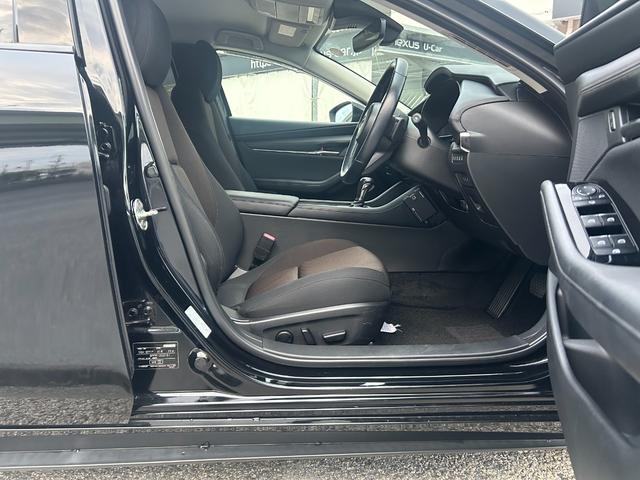 ＭＡＺＤＡ３セダン ２０Ｓプロアクティブ　ツーリングセレクション　衝突被害軽減システム、禁煙車、パワーシート、コーナーセンサー、スマートキー、ＬＥＤヘッド、ＥＴＣ、オートハイビーム、全周囲カメラ、衝突被害軽減システム、ナビＴＶ、ＣＤ、ＤＶＤ、Ｂｌｕｅｔｏｏｔｈ、（33枚目）