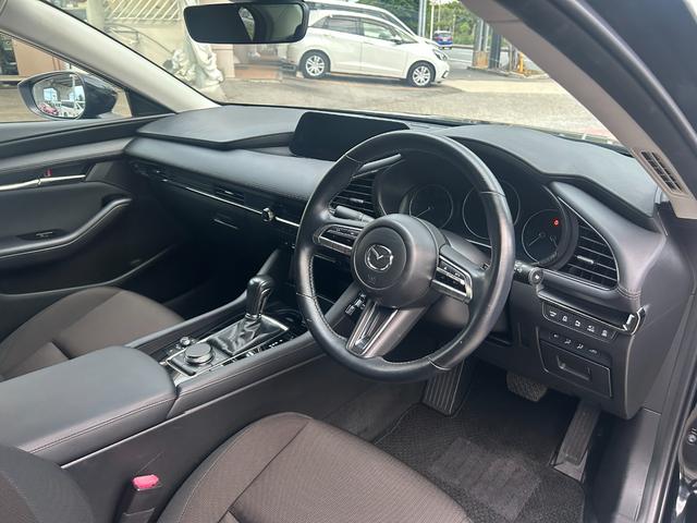 ＭＡＺＤＡ３セダン ２０Ｓプロアクティブ　ツーリングセレクション　衝突被害軽減システム、禁煙車、パワーシート、コーナーセンサー、スマートキー、ＬＥＤヘッド、ＥＴＣ、オートハイビーム、全周囲カメラ、衝突被害軽減システム、ナビＴＶ、ＣＤ、ＤＶＤ、Ｂｌｕｅｔｏｏｔｈ、（45枚目）