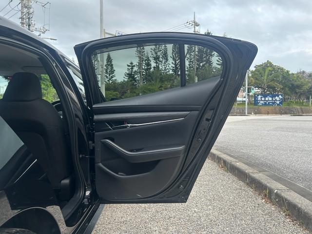 ＭＡＺＤＡ３セダン ２０Ｓプロアクティブ　ツーリングセレクション　衝突被害軽減システム、禁煙車、パワーシート、コーナーセンサー、スマートキー、ＬＥＤヘッド、ＥＴＣ、オートハイビーム、全周囲カメラ、衝突被害軽減システム、ナビＴＶ、ＣＤ、ＤＶＤ、Ｂｌｕｅｔｏｏｔｈ、（62枚目）