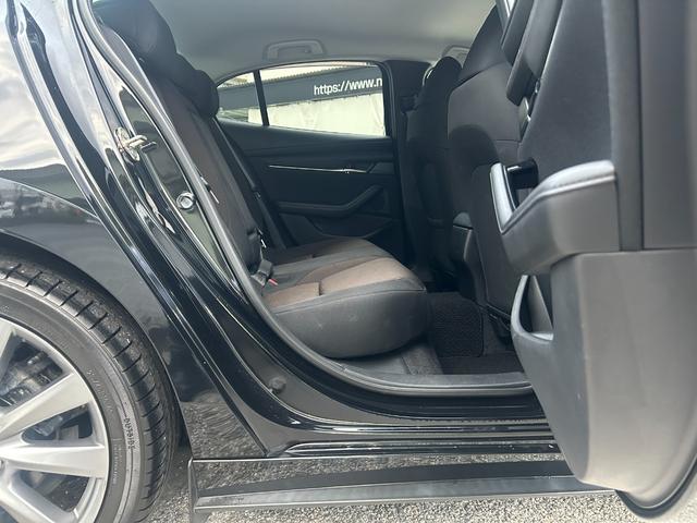 ＭＡＺＤＡ３セダン ２０Ｓプロアクティブ　ツーリングセレクション　衝突被害軽減システム、禁煙車、パワーシート、コーナーセンサー、スマートキー、ＬＥＤヘッド、ＥＴＣ、オートハイビーム、全周囲カメラ、衝突被害軽減システム、ナビＴＶ、ＣＤ、ＤＶＤ、Ｂｌｕｅｔｏｏｔｈ、（64枚目）