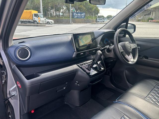 レンタアップ車徹底売り尽くしセール！ナビ・ＥＴＣ・バックカメラ付で装備充実。愛車の買取査定、委託販売なども行ってます〜♪中古車買うなら西崎総合運動公園向かいのネクサスレンタカーへ。