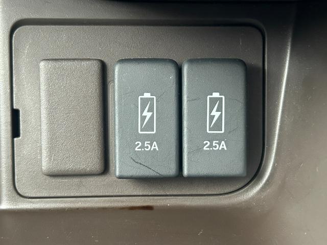 レンタアップ車徹底売り尽くしセール！ナビ・ＥＴＣ・バックカメラ付で装備充実。愛車の買取査定、委託販売なども行ってます〜♪中古車買うなら西崎総合運動公園向かいのネクサスレンタカーへ。