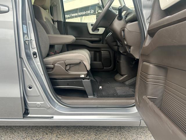 レンタアップ車徹底売り尽くしセール！ナビ・ＥＴＣ・バックカメラ付で装備充実。愛車の買取査定、委託販売なども行ってます〜♪中古車買うなら西崎総合運動公園向かいのネクサスレンタカーへ。