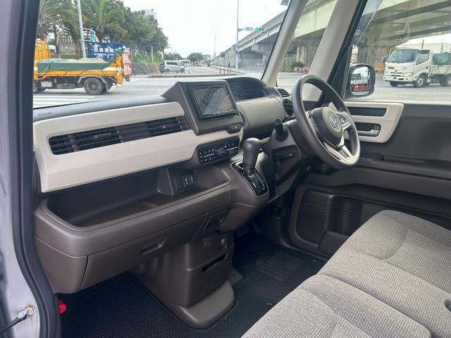 レンタアップ車徹底売り尽くしセール！ナビ・ＥＴＣ・バックカメラ付で装備充実。愛車の買取査定、委託販売なども行ってます〜♪中古車買うなら西崎総合運動公園向かいのネクサスレンタカーへ。