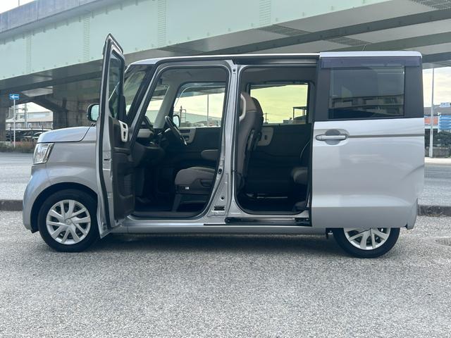 レンタアップ車徹底売り尽くしセール！ナビ・ＥＴＣ・バックカメラ付で装備充実。愛車の買取査定、委託販売なども行ってます〜♪中古車買うなら西崎総合運動公園向かいのネクサスレンタカーへ。