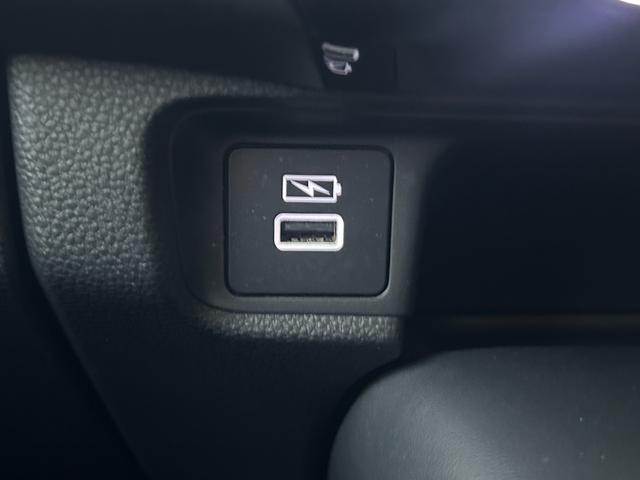 レンタアップ車徹底売り尽くしセール！ナビ・ＥＴＣ・バックカメラ付で装備充実。愛車の買取査定、委託販売なども行ってます〜♪中古車買うなら西崎総合運動公園向かいのネクサスレンタカーへ。