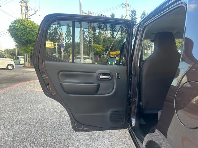 レンタアップ車徹底売り尽くしセール！ナビ・ＥＴＣ・バックカメラ付で装備充実。愛車の買取査定、委託販売なども行ってます〜♪中古車買うなら西崎総合運動公園向かいのネクサスレンタカーへ。