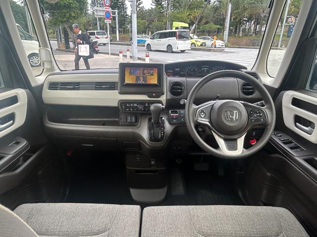 レンタアップ車徹底売り尽くしセール！ナビ・ＥＴＣ・バックカメラ付で装備充実。愛車の買取査定、委託販売なども行ってます〜♪中古車買うなら西崎総合運動公園向かいのネクサスレンタカーへ。