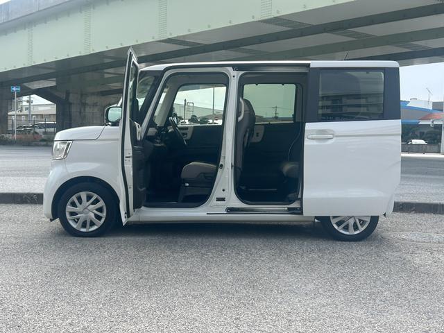 レンタアップ車徹底売り尽くしセール！ナビ・ＥＴＣ・バックカメラ付で装備充実。愛車の買取査定、委託販売なども行ってます〜♪中古車買うなら西崎総合運動公園向かいのネクサスレンタカーへ。