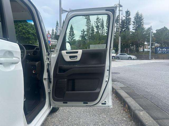 レンタアップ車徹底売り尽くしセール！ナビ・ＥＴＣ・バックカメラ付で装備充実。愛車の買取査定、委託販売なども行ってます〜♪中古車買うなら西崎総合運動公園向かいのネクサスレンタカーへ。