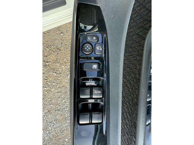 パレットＳＷ リミテッド　本土車両　プッシュスタート　スペアキー　パワースライド　社外オーディオ　ＵＳＢ接続可　バックカメラ　純正アルミホイール　ウインカーミラー（18枚目）